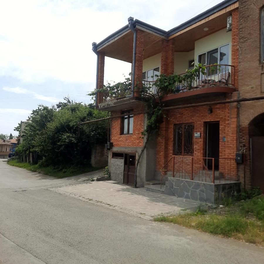 Hotel Luca Lili Signagi Exterior foto